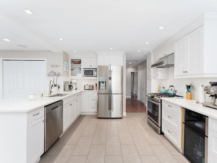 1355 Tatlow Avenue, North Vancouver, BC, V7P 2Z5 - 4