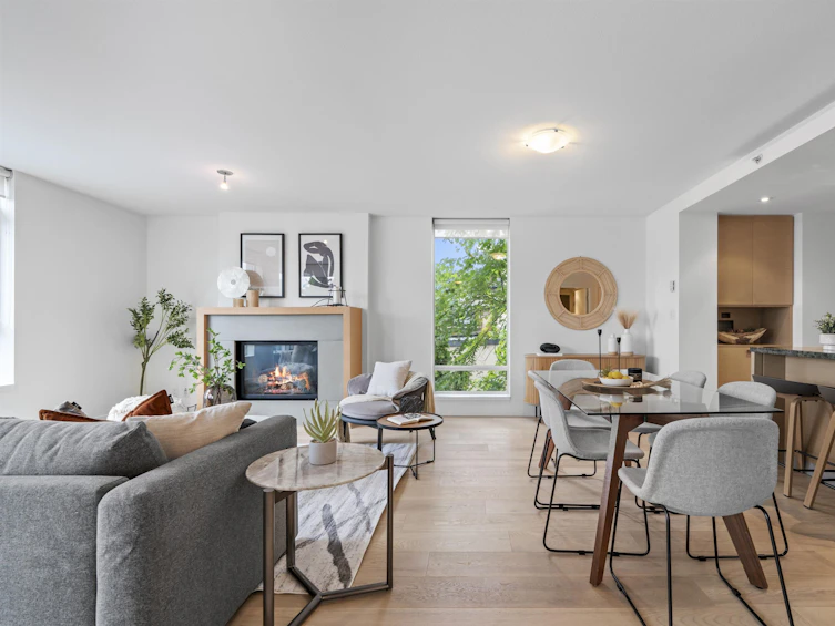 303-1530 West 8th Avenue, Vancouver, BC, V6J 5M6 - 4