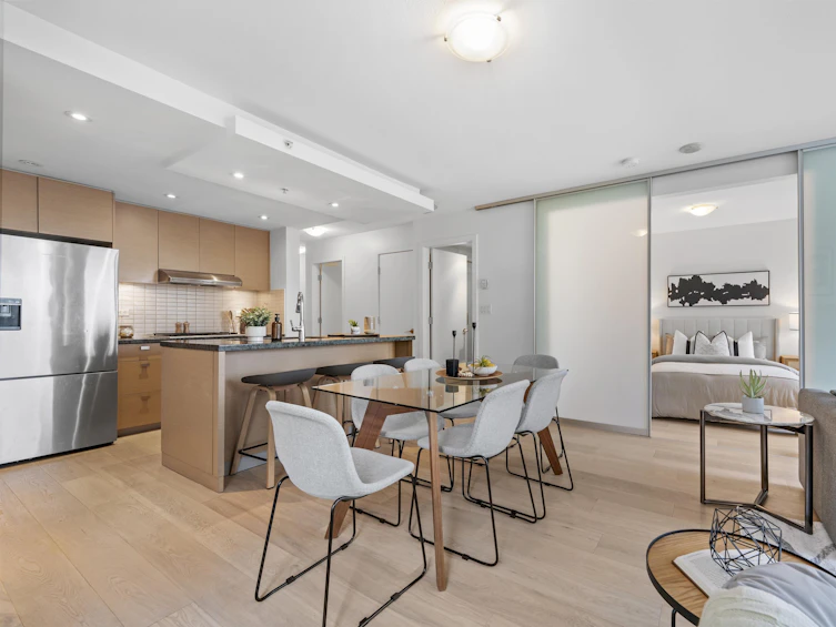 303-1530 West 8th Avenue, Vancouver, BC, V6J 5M6 - 7
