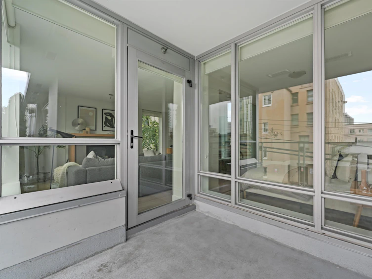 303-1530 West 8th Avenue, Vancouver, BC, V6J 5M6 - 30