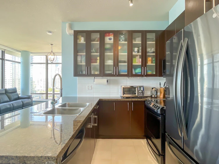 1701-4250 Dawson Street, Burnaby, BC, V5C 4B1