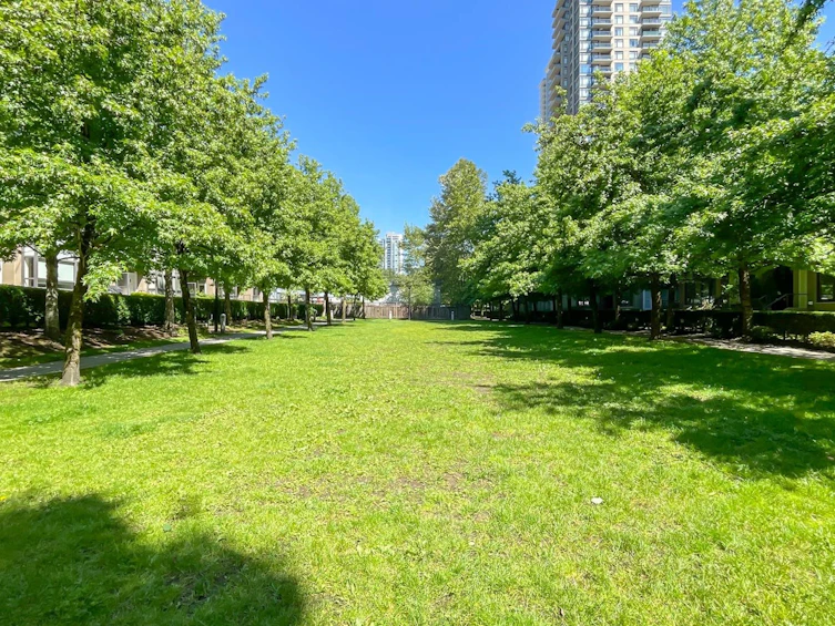 1701-4250 Dawson Street, Burnaby, BC, V5C 4B1 - 21