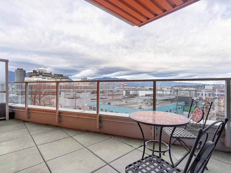 202-983 E Hastings Street, Vancouver, BC, V6A 0G9 - 5