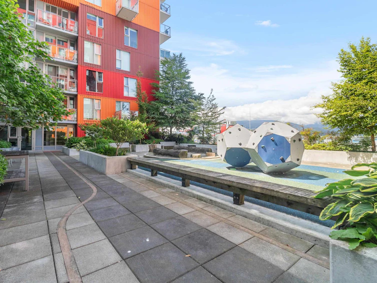 202-983 E Hastings Street, Vancouver, BC, V6A 0G9 - 24