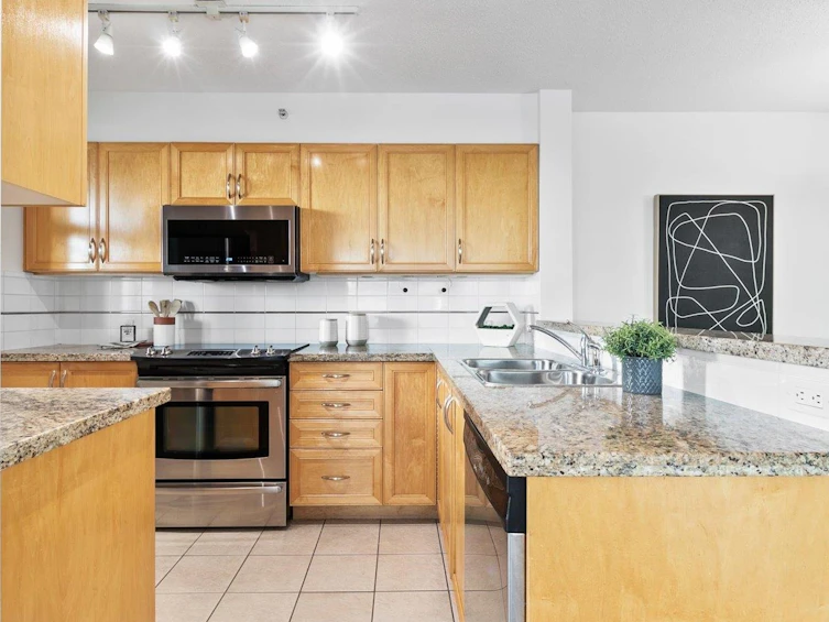 1804-4388 Buchanan Street, Burnaby, BC, V5C 6R8 - 6