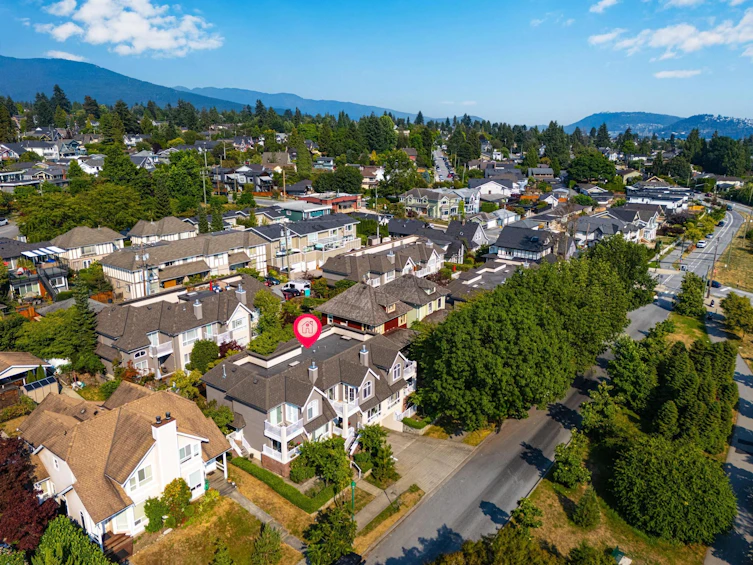 2-250 E Keith Road, North Vancouver, BC, V7L 1V5