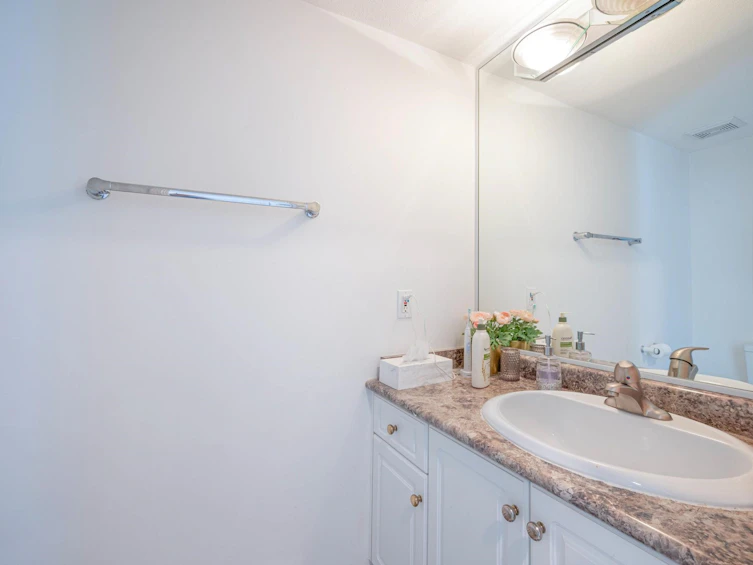 2-250 E Keith Road, North Vancouver, BC, V7L 1V5 - 15