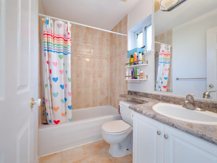 2-250 E Keith Road, North Vancouver, BC, V7L 1V5 - 20