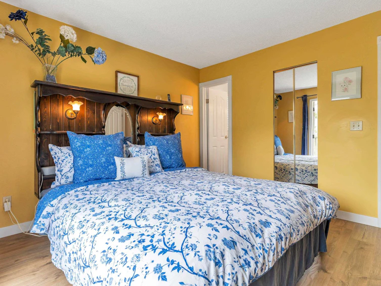 2 Noble Court, Port Moody, BC, V3H 3Z5 - 11