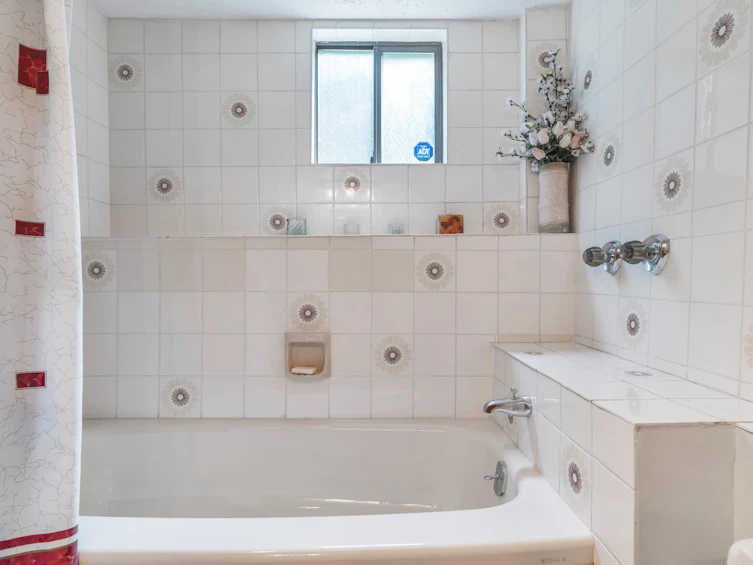 2 Noble Court, Port Moody, BC, V3H 3Z5 - 30