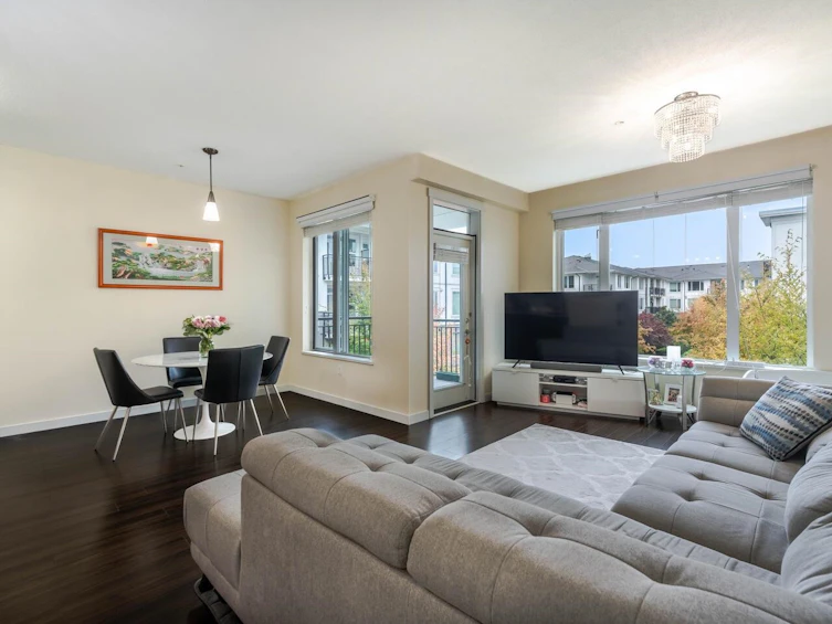 338-9388 Mckim Way, Richmond, BC, V6X 0J7 - 3