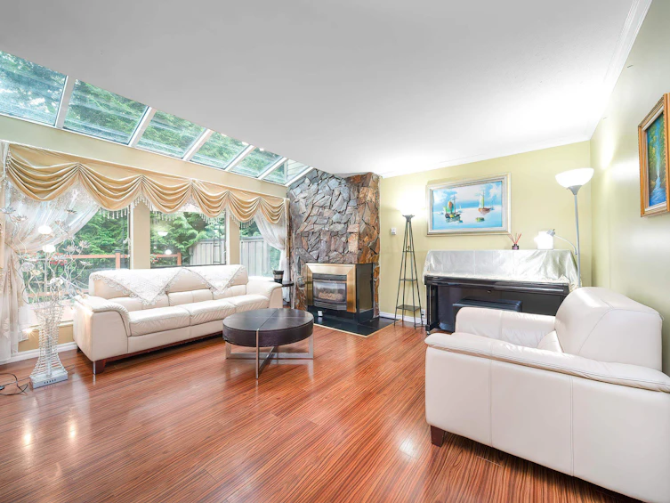 5935 Mayview Circle, Burnaby, BC, V5E 4B7 - 2