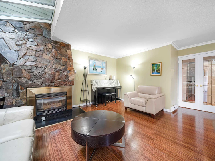 5935 Mayview Circle, Burnaby, BC, V5E 4B7 - 3