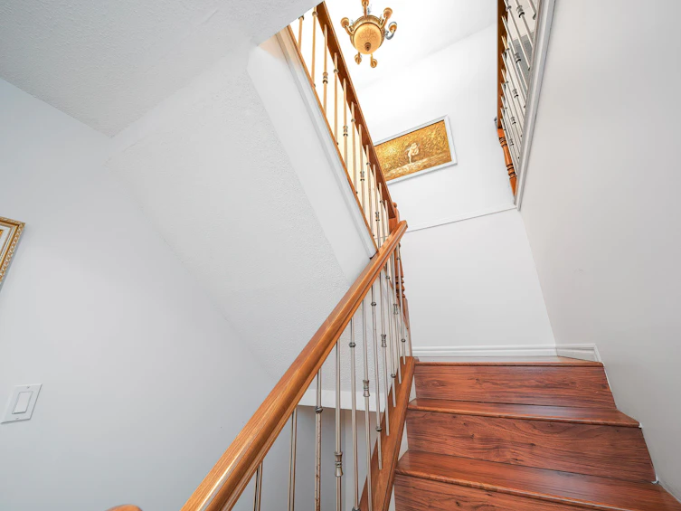 5935 Mayview Circle, Burnaby, BC, V5E 4B7 - 9