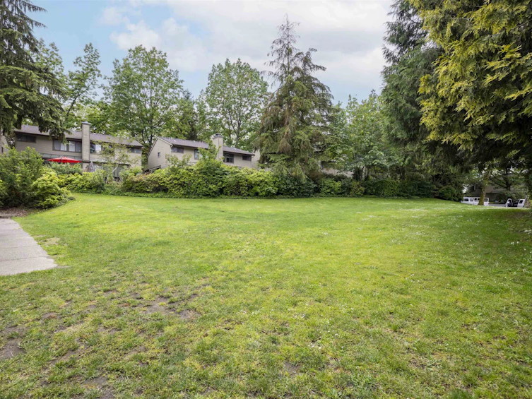 5935 Mayview Circle, Burnaby, BC, V5E 4B7 - 25