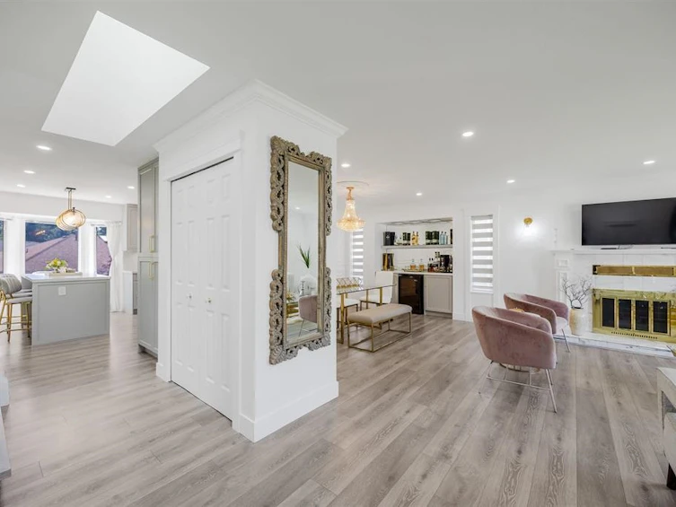 16186 9 Avenue, Surrey, BC, V4A 8W6 - 12