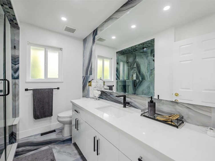 16186 9 Avenue, Surrey, BC, V4A 8W6 - 25