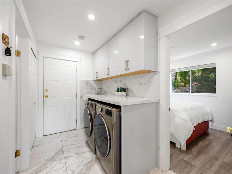 16186 9 Avenue, Surrey, BC, V4A 8W6 - 28