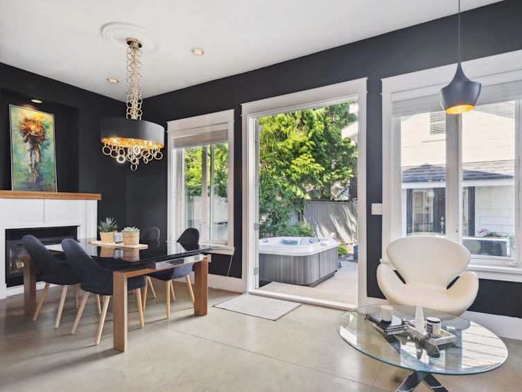 1368 Sunnyside Drive, North Vancouver, BC, V7R 1B1 - 10
