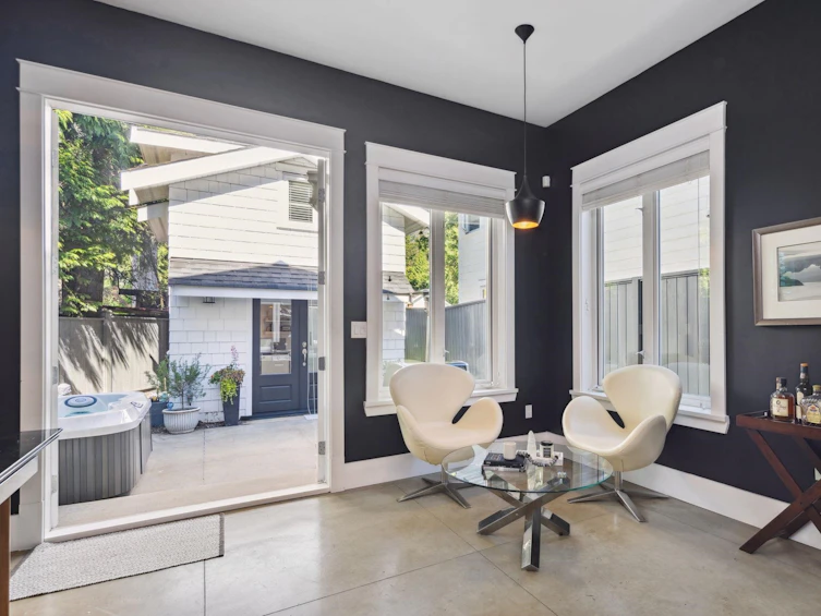 1368 Sunnyside Drive, North Vancouver, BC, V7R 1B1 - 12