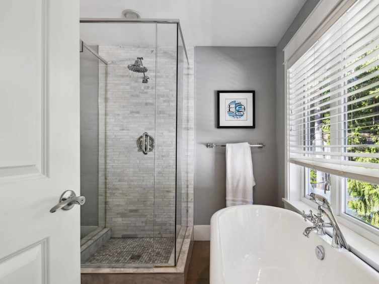 1368 Sunnyside Drive, North Vancouver, BC, V7R 1B1 - 17