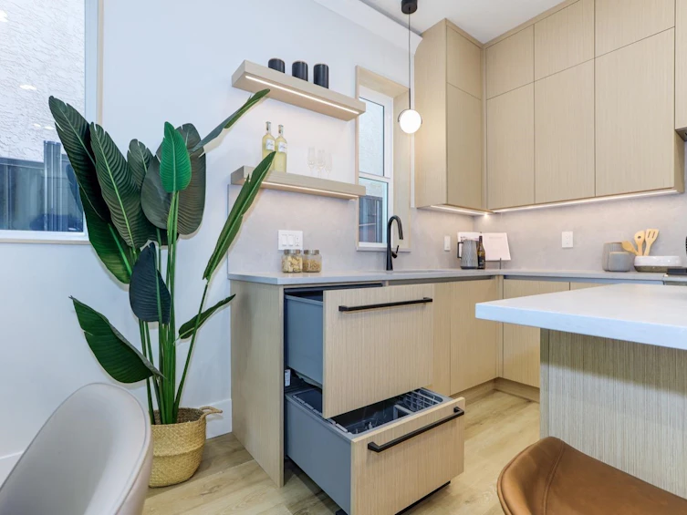 3224 E 27th Avenue, Vancouver, BC, V5R 1P6 - 9