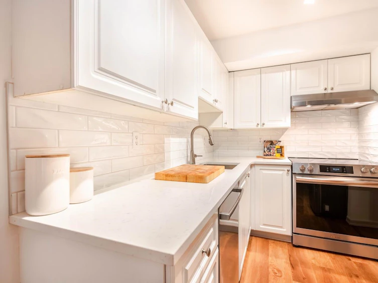 305-1723 Frances Street, Vancouver, BC, V5L 1Z5 - 10