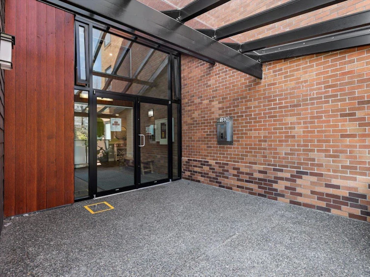 302-1830 East Southmere, Surrey, BC, V4A 9C2 - 24