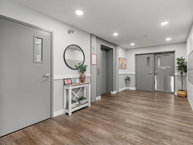 302-1830 East Southmere, Surrey, BC, V4A 9C2 - 27