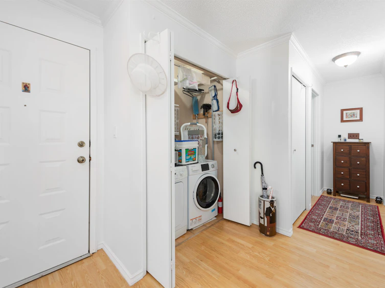 212-1520 Vidal Street, Surrey, BC, V4B 3T7 - 2