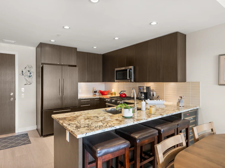 315-6168 London Road, Richmond, BC, V7E 0C1 - 7