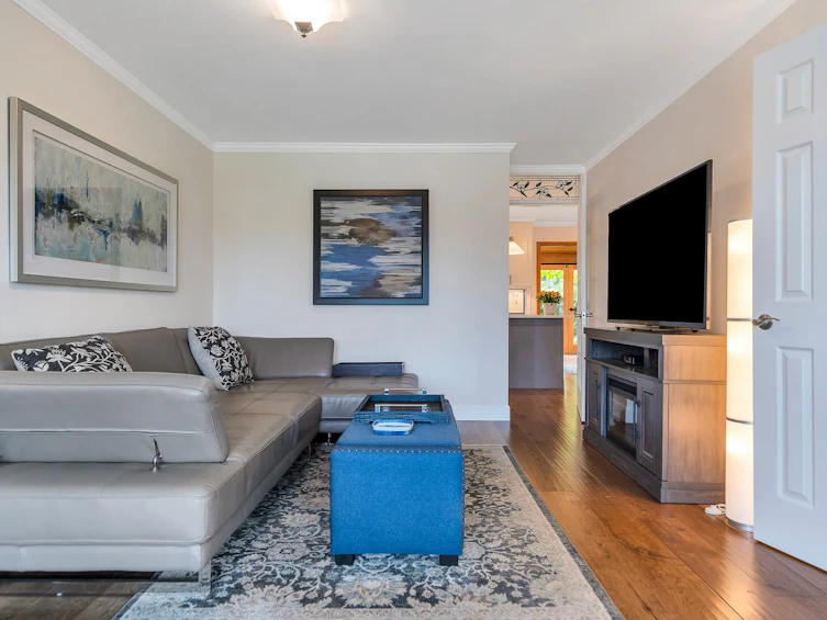 5478 1 Avenue, Delta, BC, V4M 3Y1 - 8