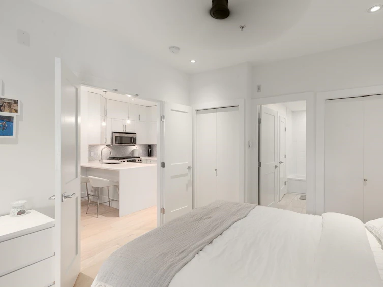 104-1468 St Andrews Street, North Vancouver, BC, V7L 0A8 - 14