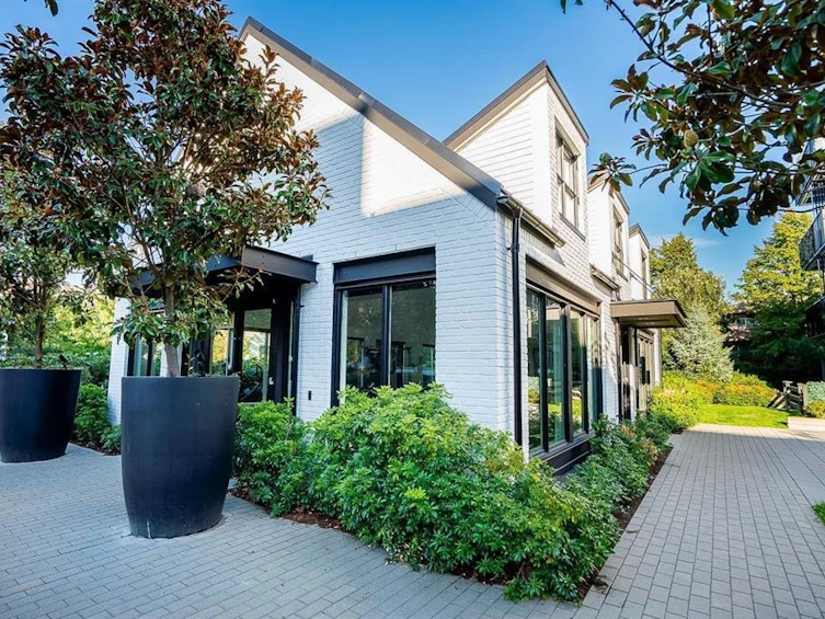 204-14968 101a Avenue, Surrey, BC, V3R 0E8 - 5