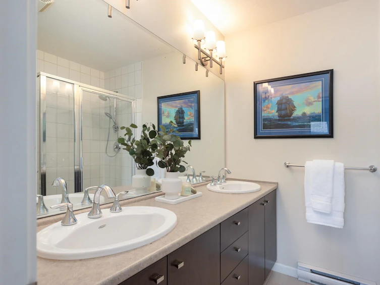 110-18777 68a, Surrey, BC, V4N 0Z7 - 17