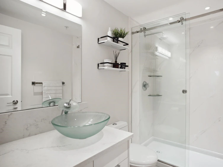 401-1050 Bowron Court, North Vancouver, BC, V7H 2X7 - 16