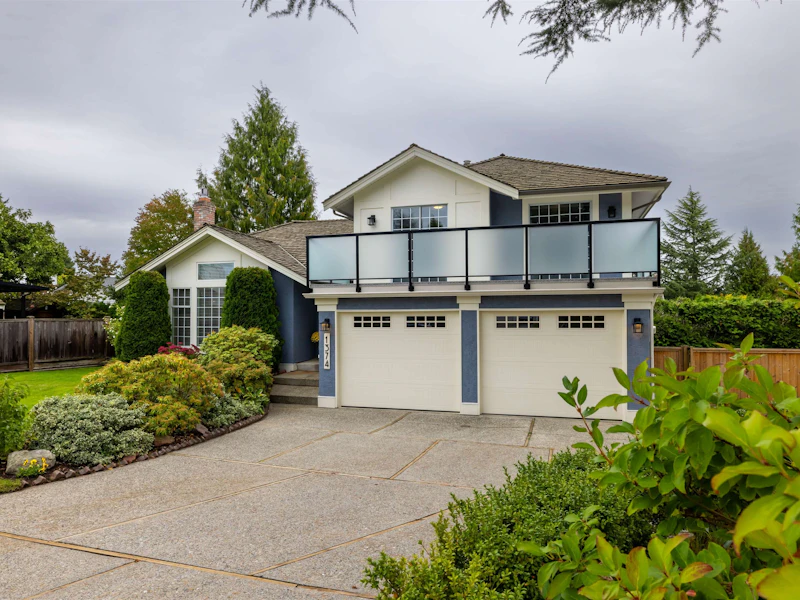 1374 161st Street, Surrey BC V4A 8A6
