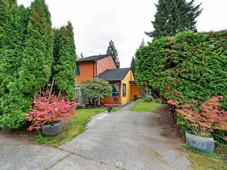 2532 Burian Drive, Coquitlam, BC, V3K 5W9