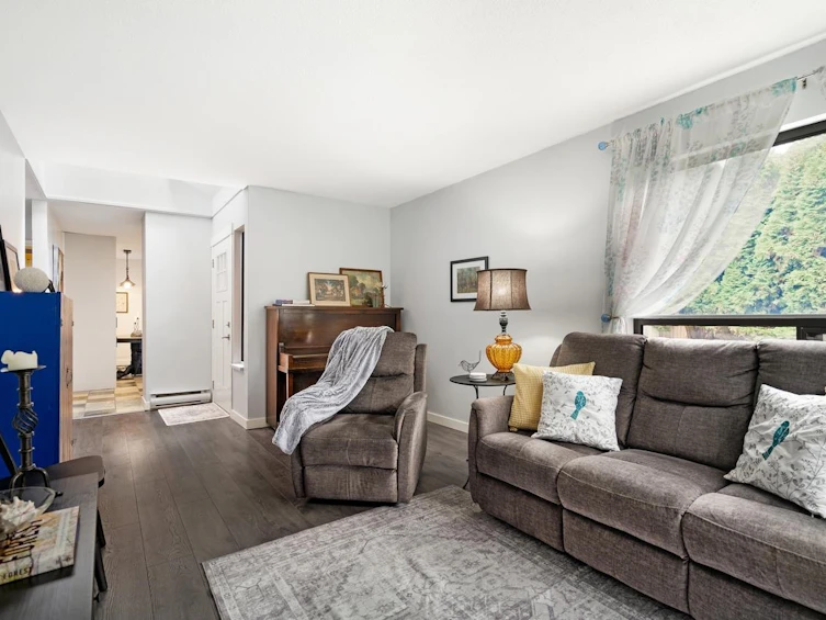 2532 Burian Drive, Coquitlam, BC, V3K 5W9 - 15