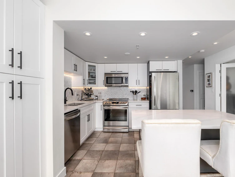 307-285 Newport Drive, Port Moody, BC, V3H 5J6 - 4