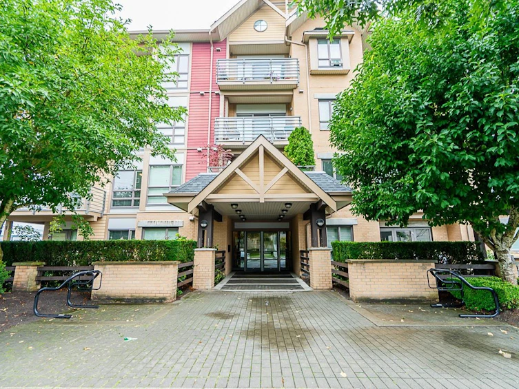 303-5811 177b Street, Surrey, BC, V3S 4J4 - 2