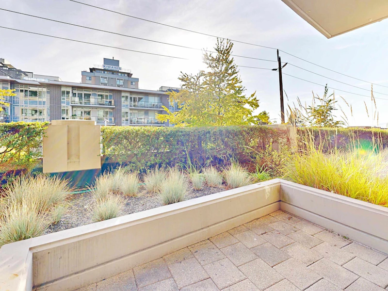 307 - 160 W 3rd Street, North Vancouver BC