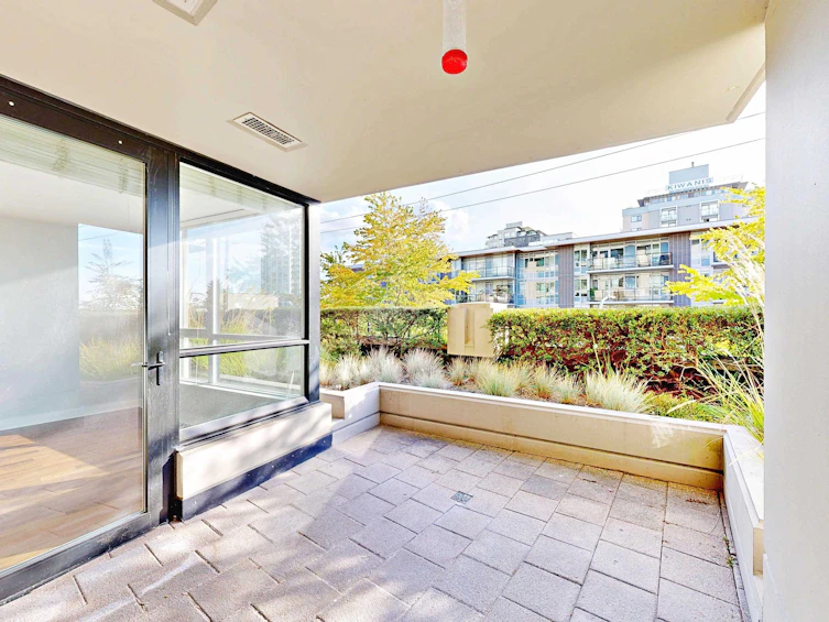 307-160 W 3rd Street, North Vancouver, BC, V7M 0A9 - 2
