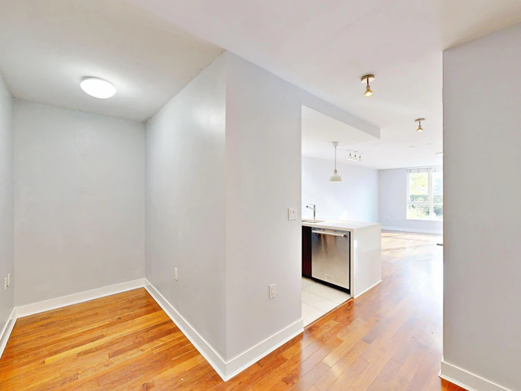 307-160 W 3rd Street, North Vancouver, BC, V7M 0A9 - 12