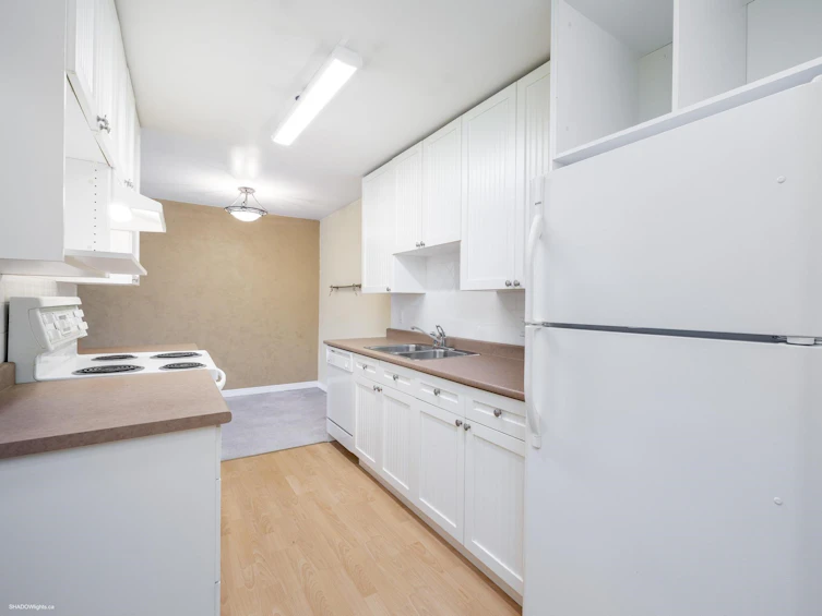 303-9202 Horne Street, Burnaby, BC, V3N 4K2 - 10