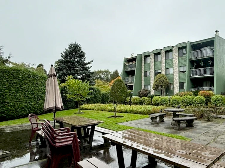 303-9202 Horne Street, Burnaby, BC, V3N 4K2 - 25