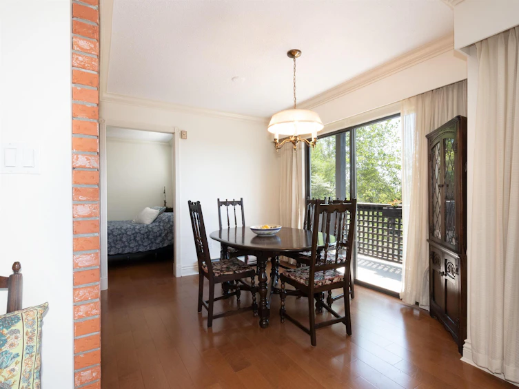 202-101 East 29th Street, North Vancouver, BC, V7N 1C5 - 11