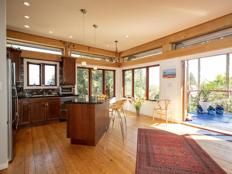 557 Central Avenue, Gibsons, BC, V0N 1V1 - 5