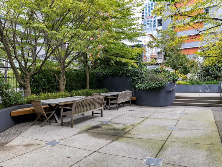 203-501 Pacific Street, Vancouver, BC, V6Z 2X6 - 27