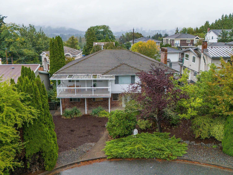 6130 Buckingham Place, Burnaby, BC, V5E 3W5 - 2